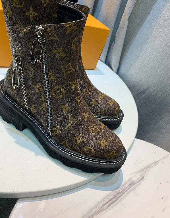Top Quality Women's boot shoes,size 35-41,SS120-151