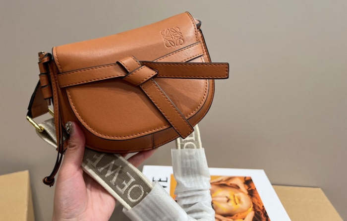 Split leather  bag ,4A,size 16x14cm, no box, B75-2916-2921