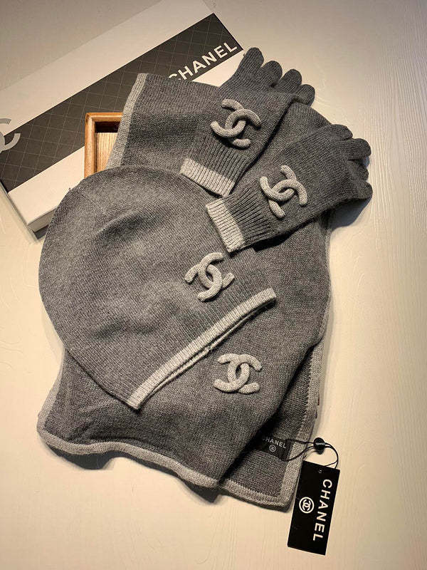 cashmere cotton scarf and gloves and hat ,no box. HX68-25-27