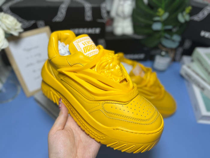 Women men sneakers shoes,size 35-46, with box, SS120-114-121