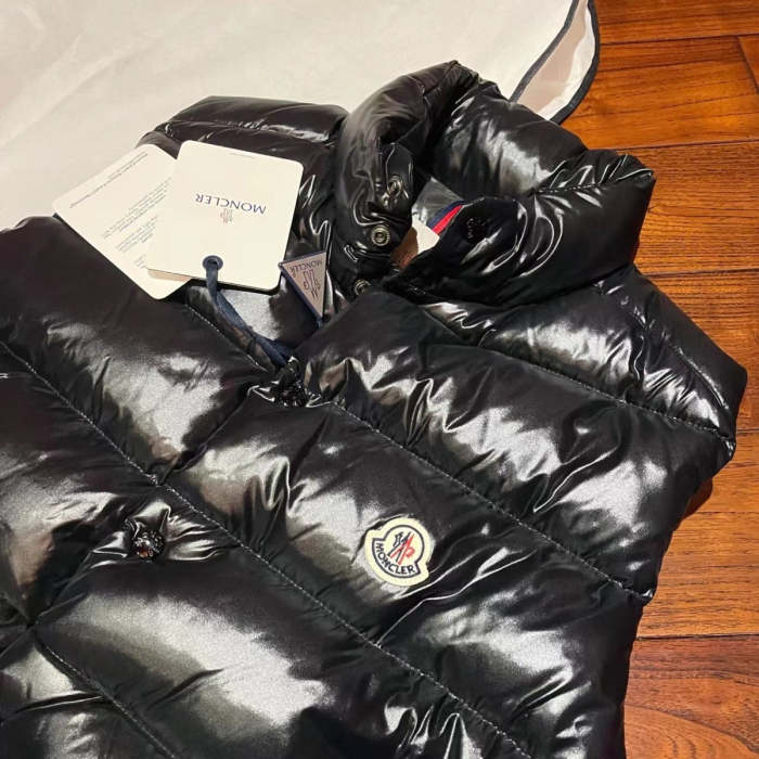 Down vest  size :1,2,3,4,5,6. CL98-6