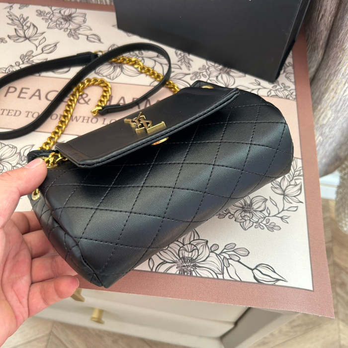Split Leather  bag ,3A , size 20cm ,no box,  B68-6053