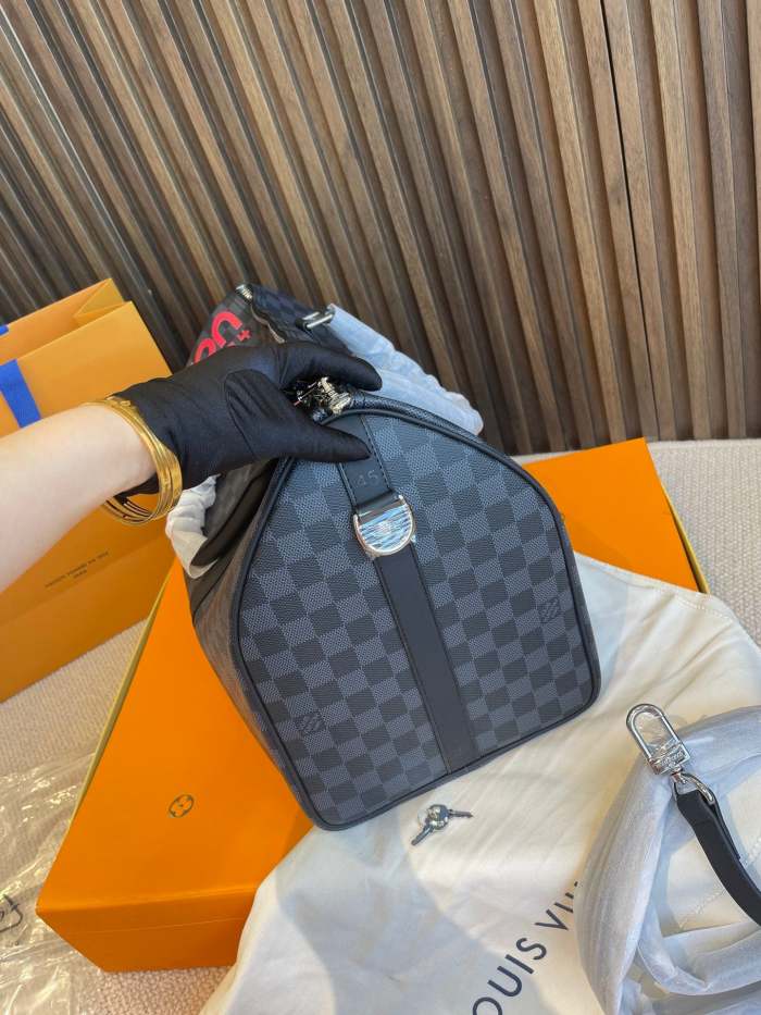 Keepall Leather bag ,5A ,. size 45cm or 50cm ,no box, B130-40