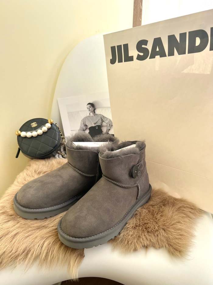 Women flat snow boots shoes, wih box, size 35-41, SS50-1395-1400