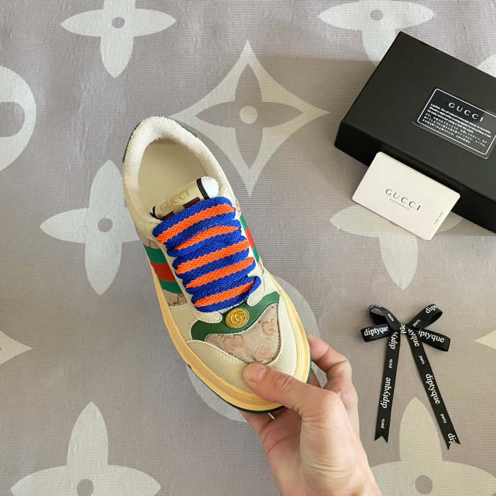 Women's flat sneaker shoes, size 35-41, SS70-1929