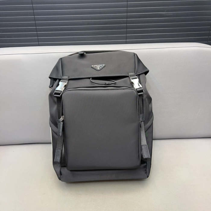 Nylon bag ,4A,size 43x28cm, no box, B88-1713