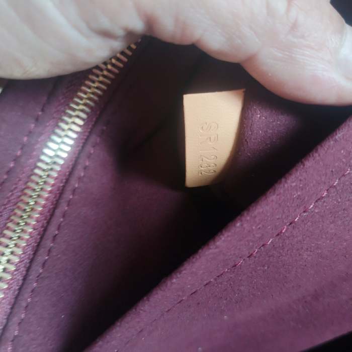 Leather  bag ,5A ,no box,39*30*15cm,  B130-55