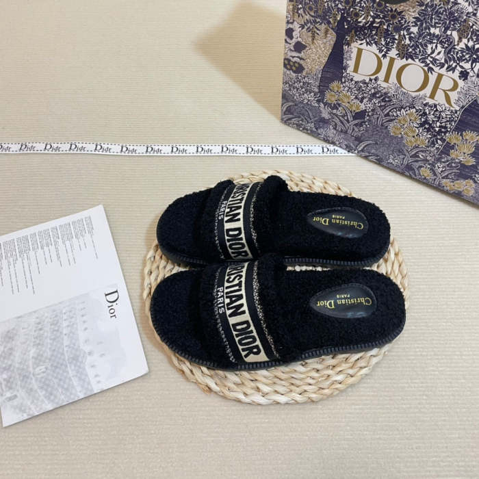 Women's Flat slippers shoes , size 34-43 ,SS50-1108-1111
