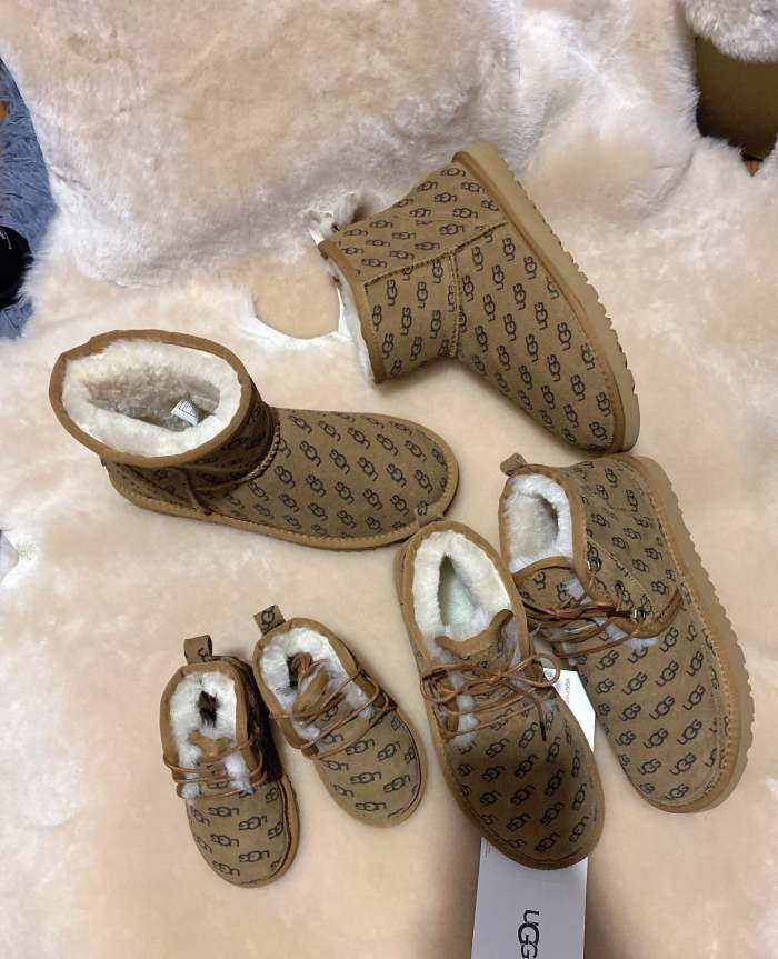 Adult  kids family flat snow boots shoes, wih box, size 25-44, SS70-1783-1784