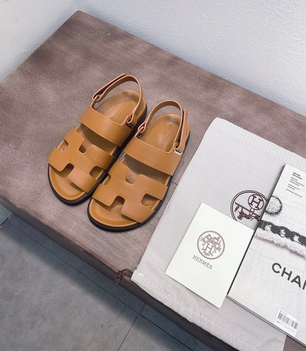 Women's flat sandal shoes, size 35-44, with box, SS88-534-536