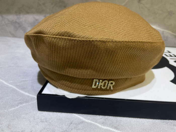 Fashion hat for women ,no box. HX25-579-582