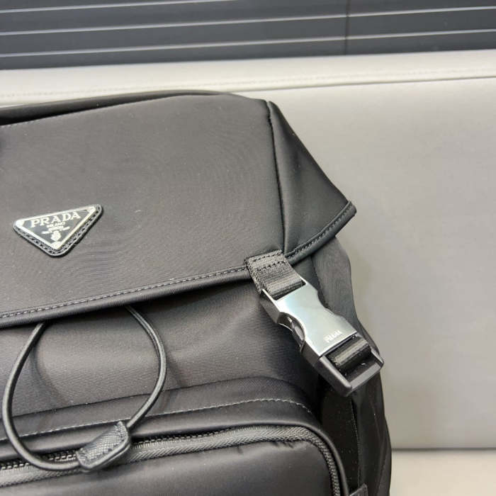 Nylon bag ,4A,size 43x28cm, no box, B88-1713