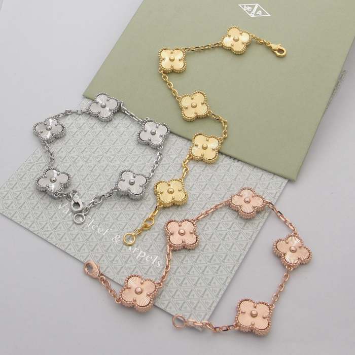 bracelet bangle cuff jewelry ,with box, J25-950-955