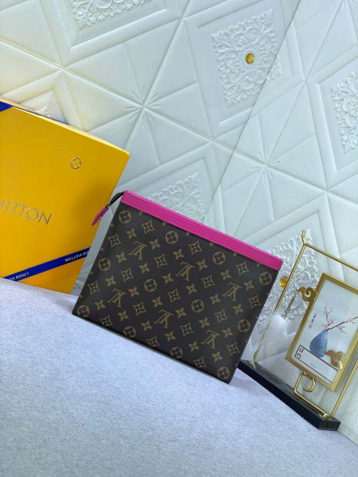 Leather bag ,5A , size 27x21x6cm ,no box,  B68-6074