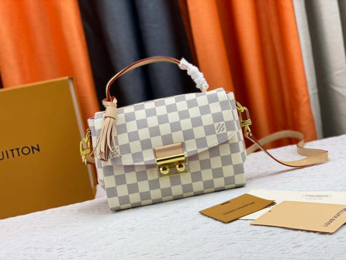 Leather bag ,5A , size 24.5x24.2x9cm ,no box,  B88-1734-1736