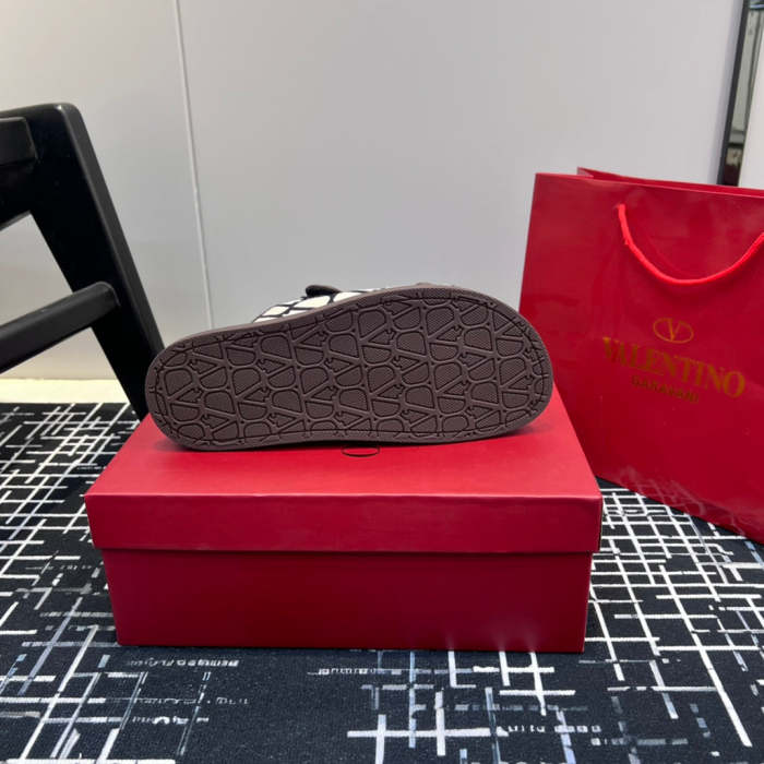 Women men flat sandals shoes,  size 35-45, SS60-2318-2319