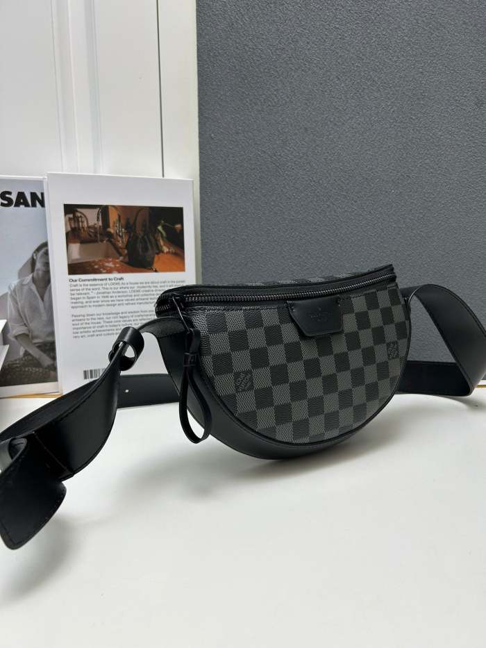 M23835 M23838， Leather bag ,5A , size  24.5x16x4.5cm ,no box,  B88-1745-1746