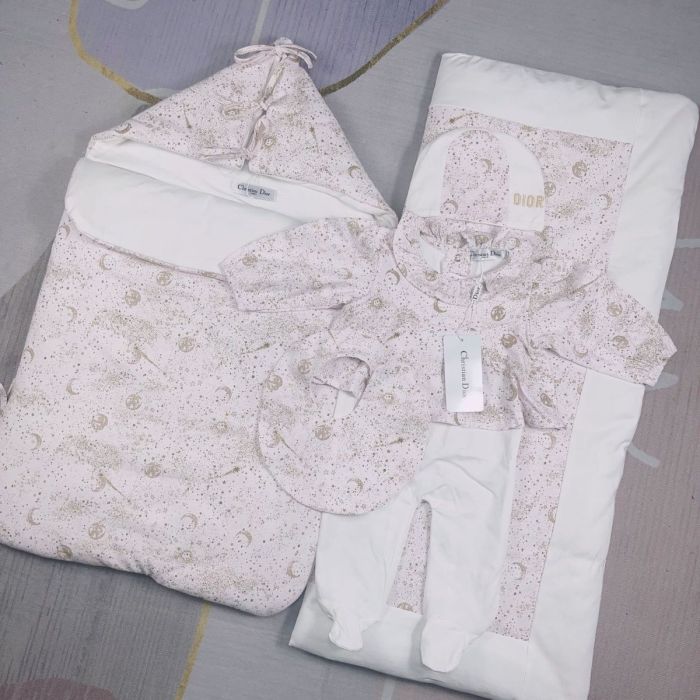 Newborn Baby crawl suit five-piece suit Cloak quilt  set clothes , CL110-135