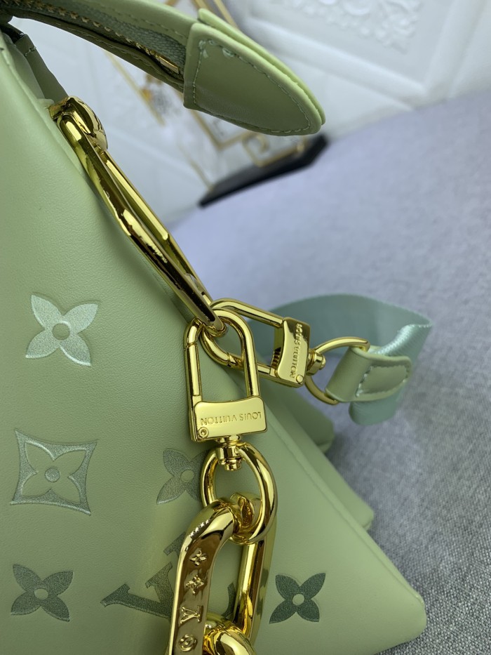 M57913 Canvas leather  bag ,5A,size 26x20x12cm, no box, B110-210