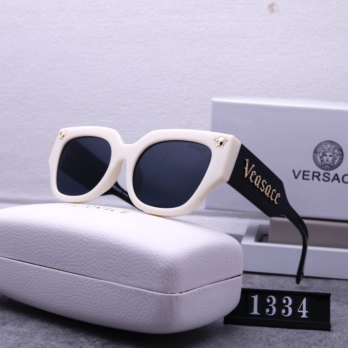 Blue light blocking sunglasses with the box and case ,G25-2612-2616