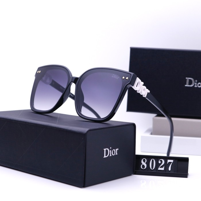 Blue light blocking sunglasses with the box and case ,G25-2851-2856
