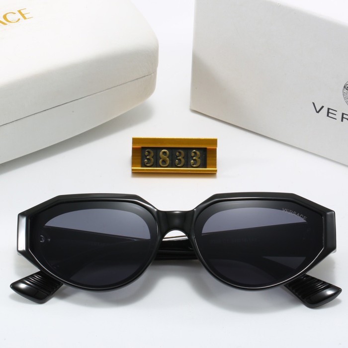 Blue light blocking sunglasses with the box and case ,G25-2638-2642