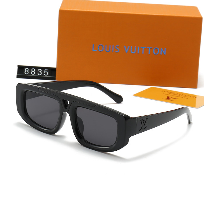 Blue light blocking sunglasses with the box and case ,G25-2842-2850