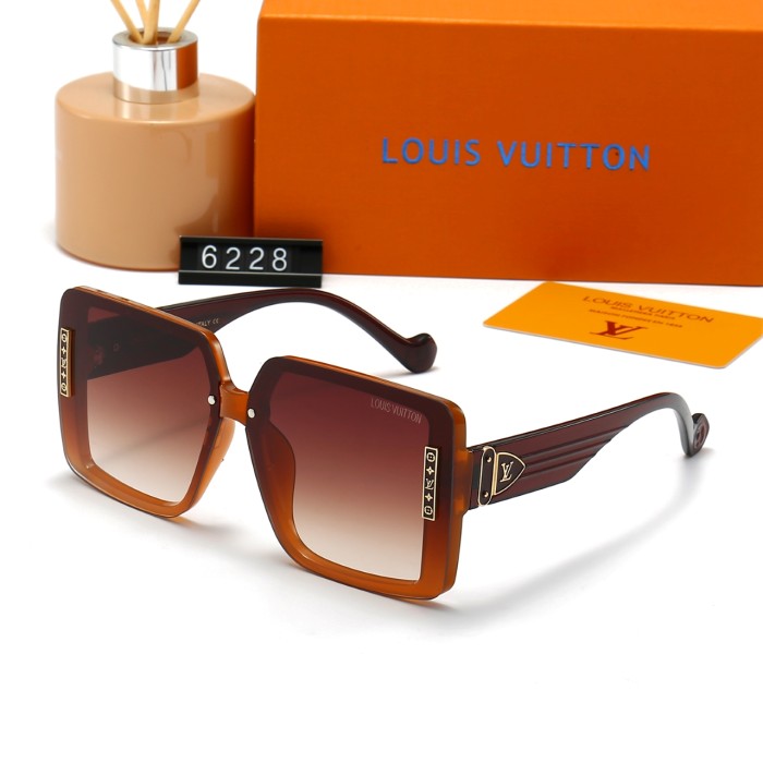 Blue light blocking sunglasses with the box and case ,G25-2732-2737