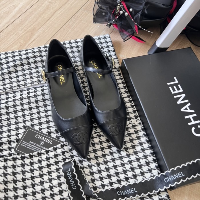 Women flat shoes,  size 35-40, SS60-2349-2351