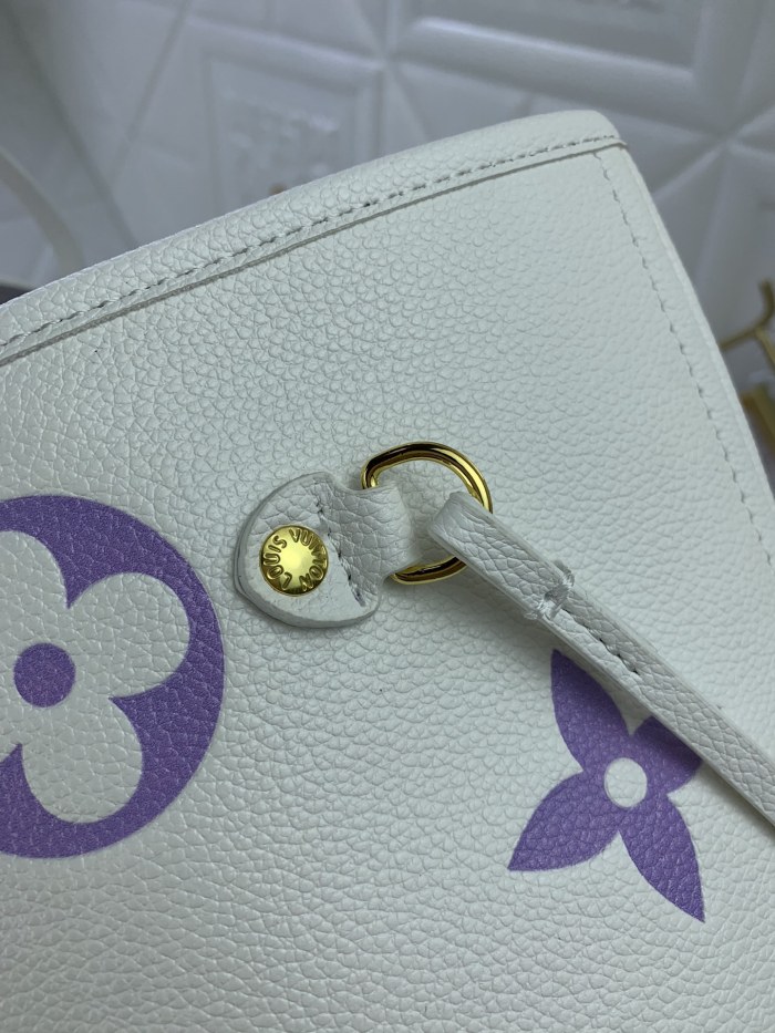 Canvas leather  bag ,5A,size 31x28x14cm, no box, B110-233