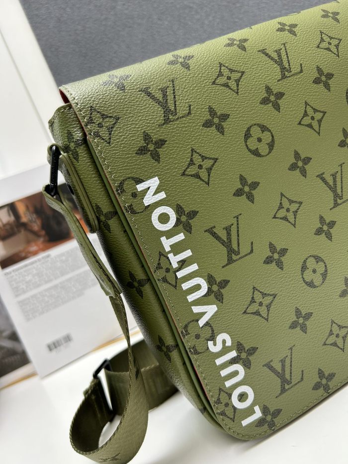 Canvas leather  bag ,5A,size 25X22X7cm, no box, B110-236-237