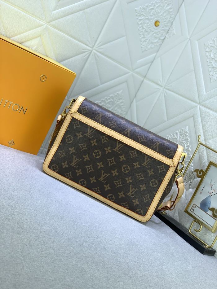 M47149 Canvas leather  bag ,5A,size 28x20x11cm, no box, B110-231