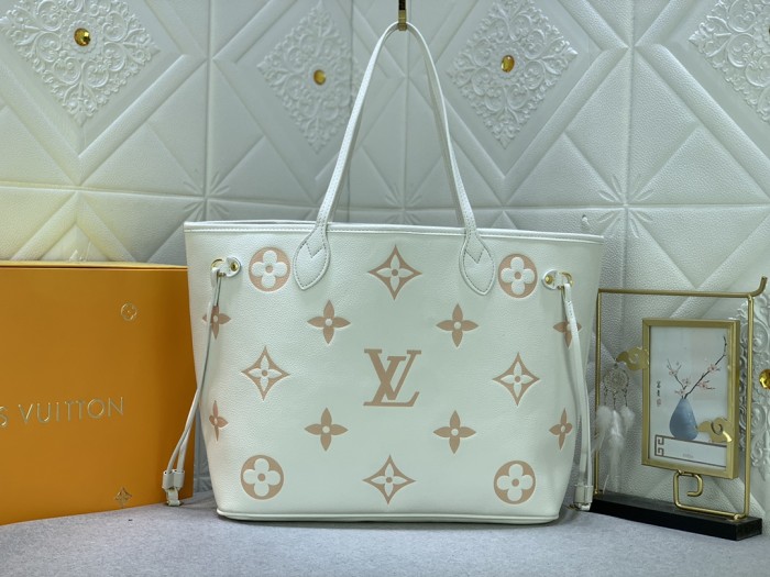 Canvas leather  bag ,5A,size 31x28x14cm, no box, B110-235