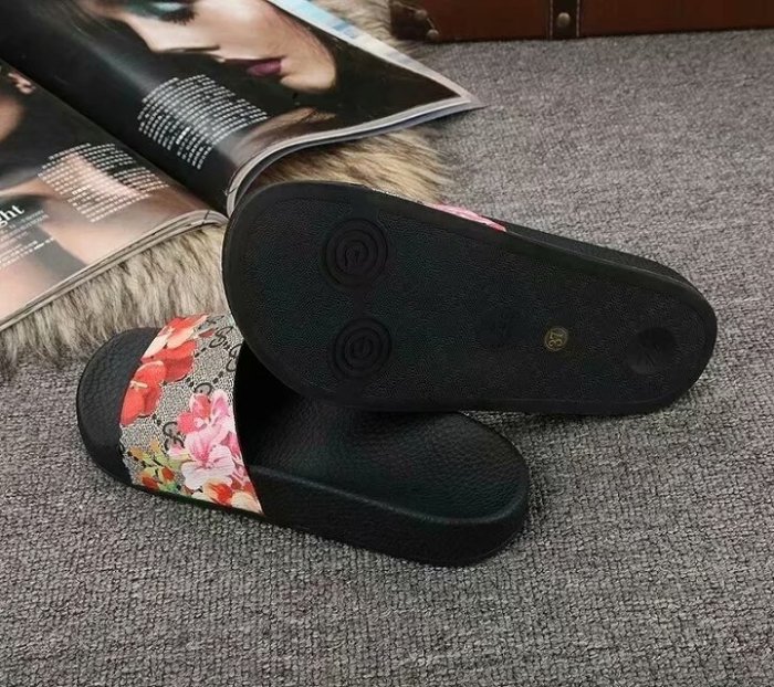 Leather flat slipper shoes, with box, size 35-46, SS29.9-13