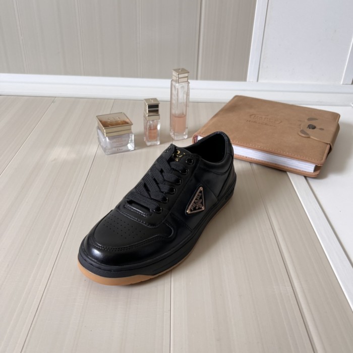 Women runner flat shoes,  size 35-40, SS70-1990-1991