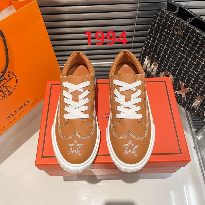 Women runner flat shoes,  size 35-40, SS70-1992-1994
