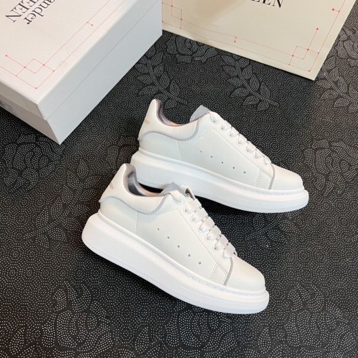 Women men runner flat shoes,  size 34-45, SS70-1981