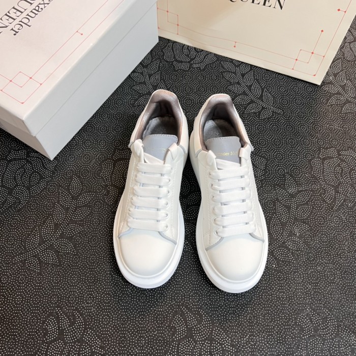 Women men runner flat shoes,  size 34-45, SS70-1981