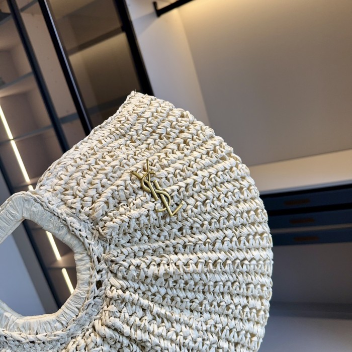 Woven beach  bag ,3A , size 48x33cm ,no box,  B68-6107-6108