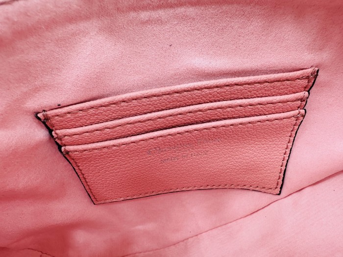 Leather bag ,5A , size 20x19x4cm ,no box,  B88-1775