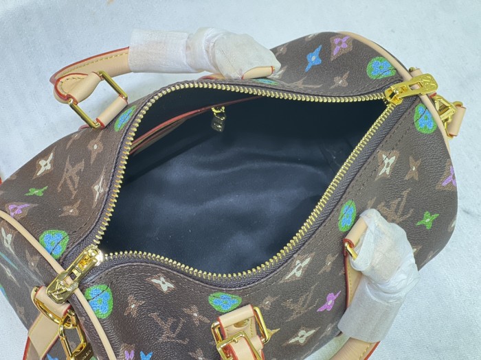 Leather bag ,5A , size 25x15x11cm ,no box,  B88-1772