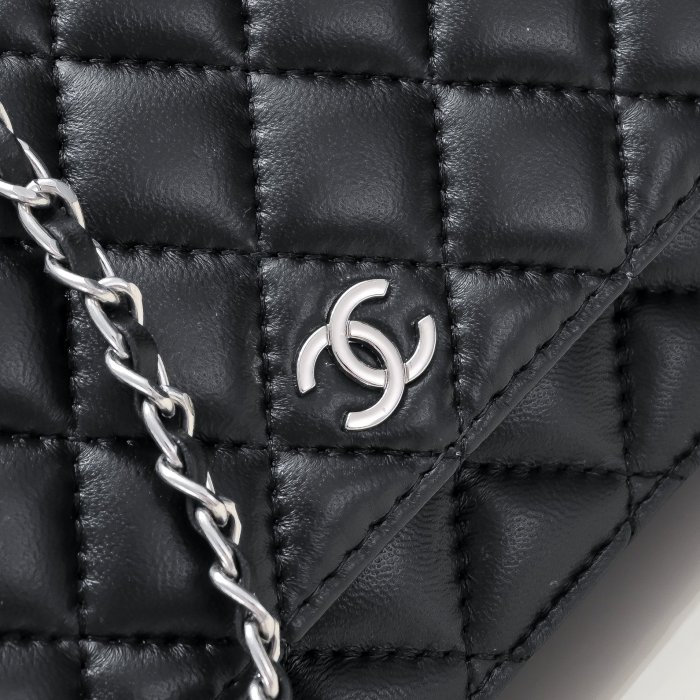 Leather bag ,5A , size 19x12x5cm ,no box,  B88-1770