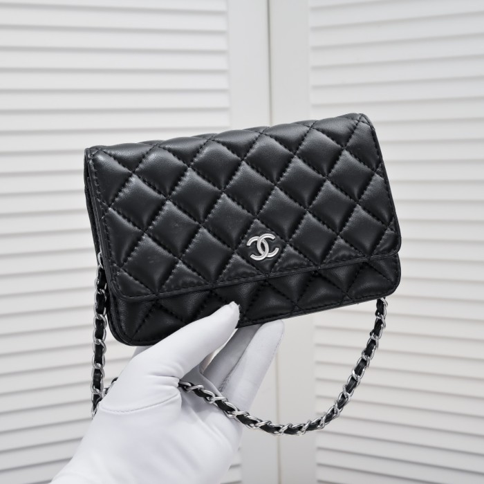 Leather bag ,5A , size 19x12x5cm ,no box,  B88-1770