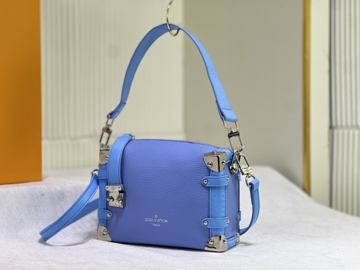 Leather bag ,5A , size 18x16.5x8cm and 21x14x6cm ,no box,  B88-1773-1774