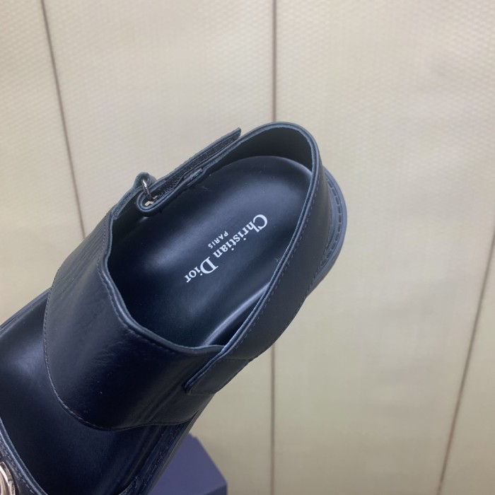 Men  leather slippers shoes, size 38-46, SS80-502