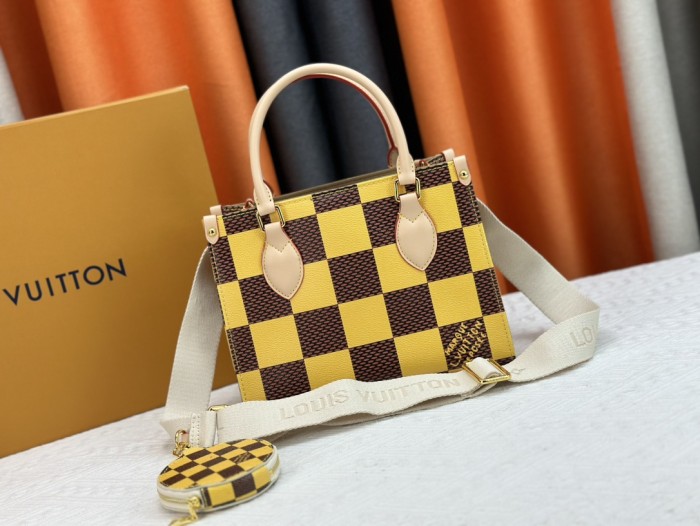 ON THE GO TOTE Canvas leather  bag ,5A,size 25X11X19cm, no box, B110-244-245