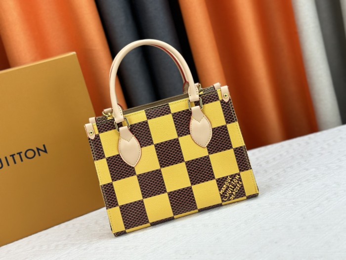 ON THE GO TOTE Canvas leather  bag ,5A,size 25X11X19cm, no box, B110-244-245