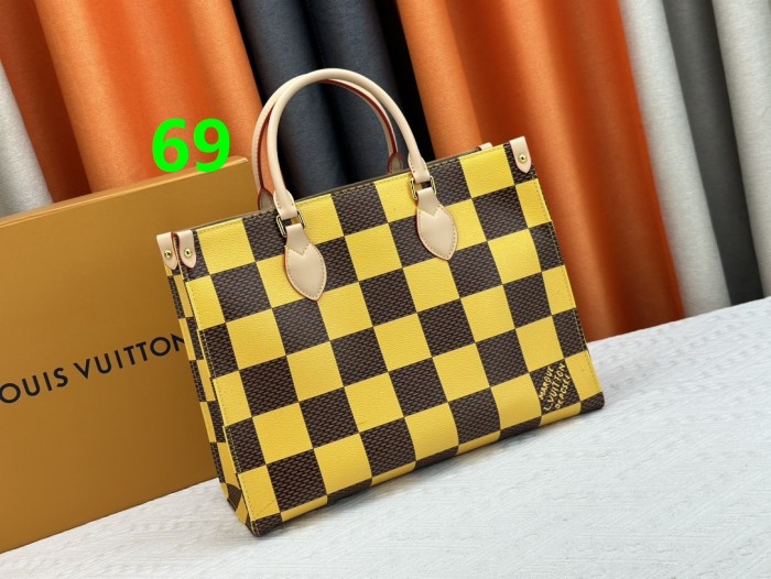 M46542  ON THE GO TOTE Canvas leather  bag ,5A,size 34X26X13cm, no box, B1130-69