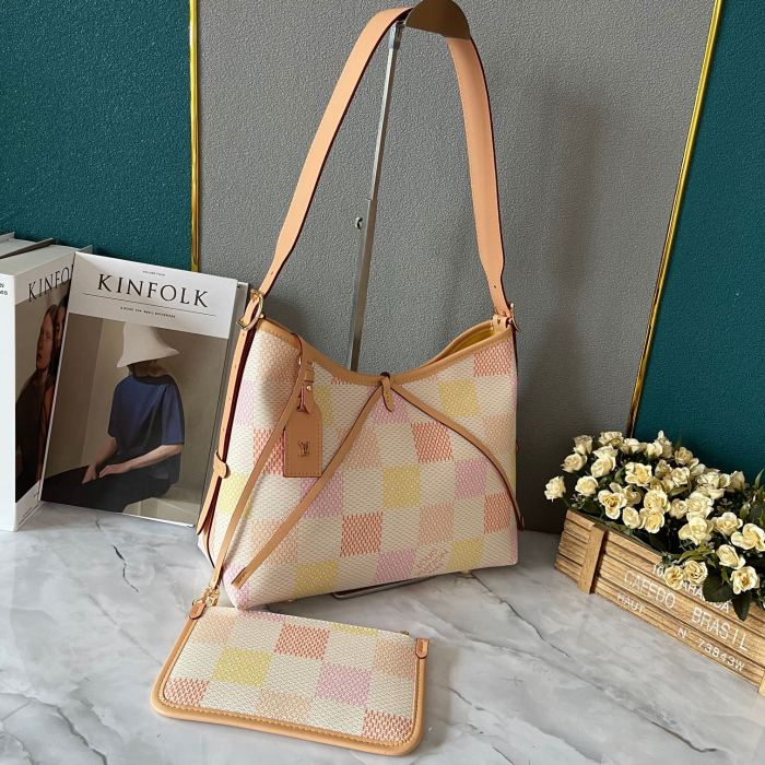 M46203  CarryAll  Canvas leather  bag ,5A,size 29x24x12cm, no box, B110-250