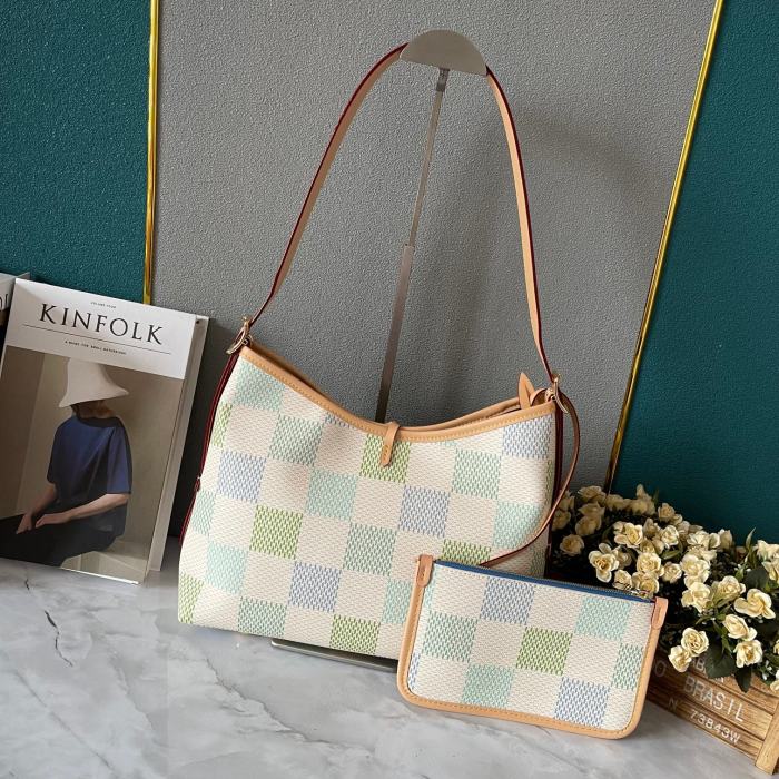 M46203  CarryAll  Canvas leather  bag ,5A,size 29x24x12cm, no box, B110-249